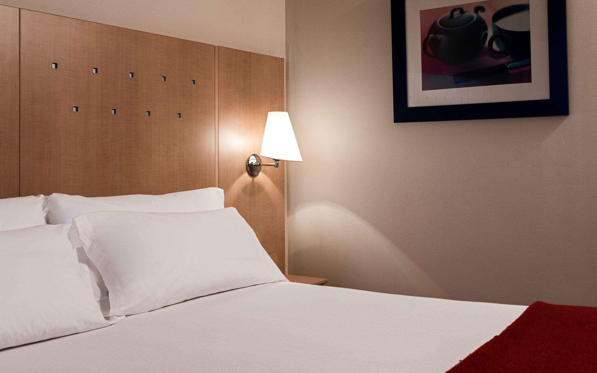 Фото Hotel Logroño Parque