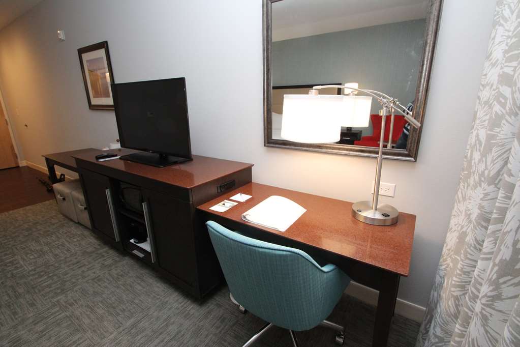 Фото Hampton Inn Suffolk