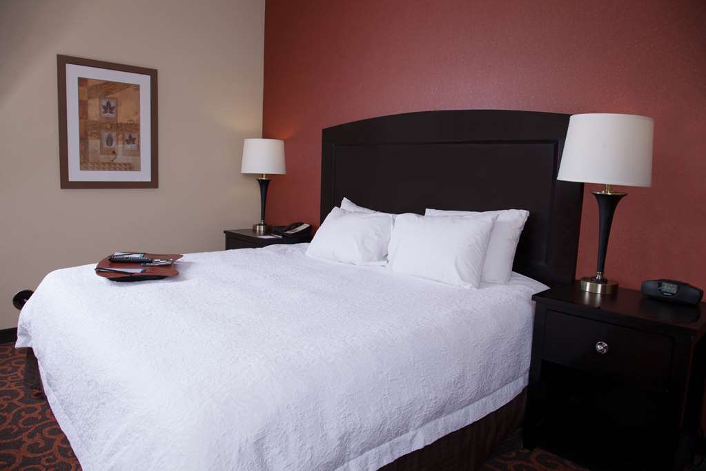 Фото Hampton Inn And Suites Dickinson, Nd