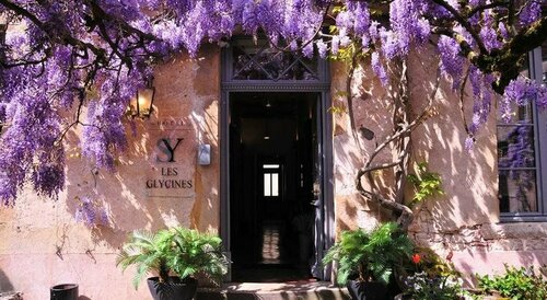 Гостиница Hôtel Les Glycines в Кламси