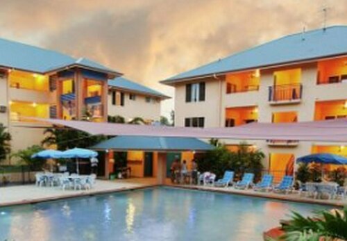Гостиница 18 Central Plaza Port Douglas в Порту-Дугласе