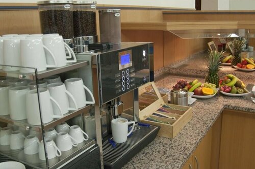 Гостиница Hotel Germania в Ройтлингене