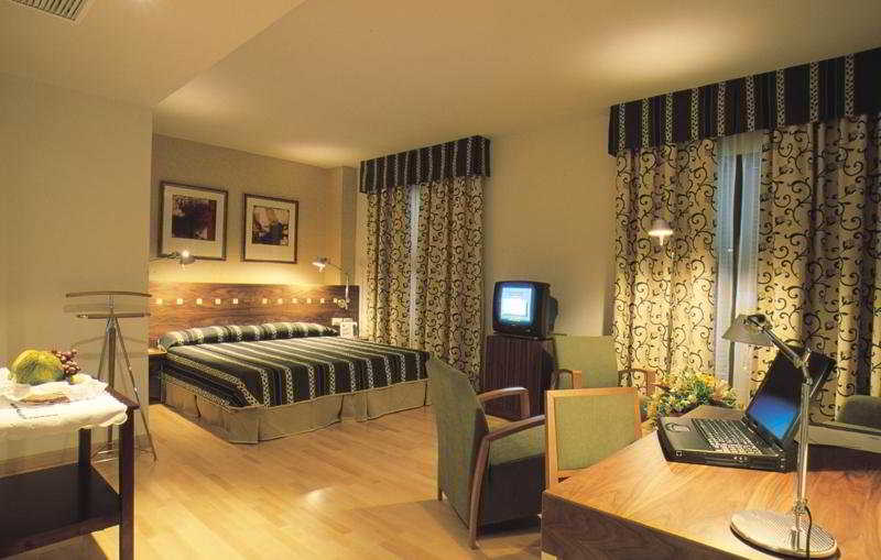 Фото Gran Hotel Victoria