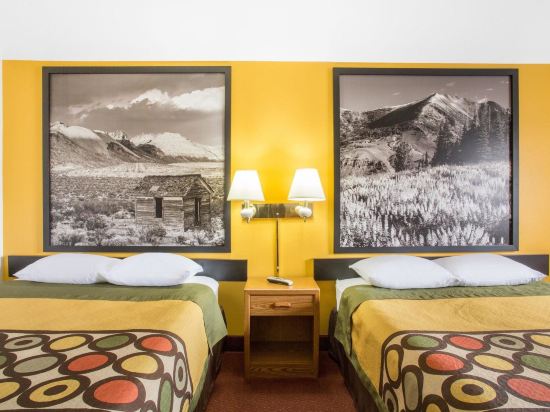 Фото Super 8 by Wyndham Elko