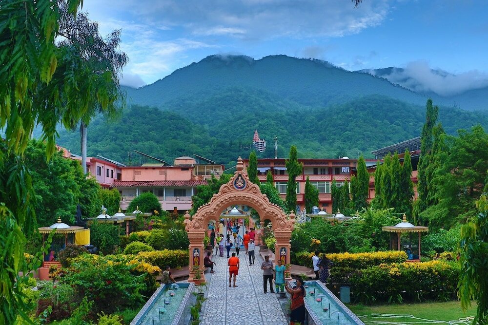 Фото отеля 2