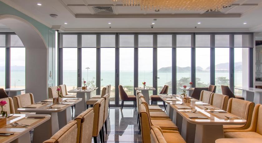 Фото La Vague Hotel