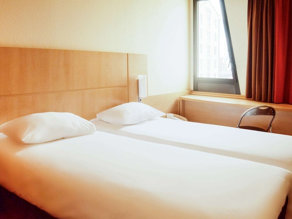 Фото Ibis Marseille Centre Euromed