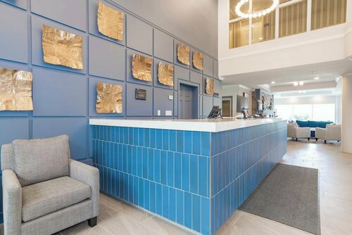 Гостиница Sandman Hotel Quesne в Квенеле