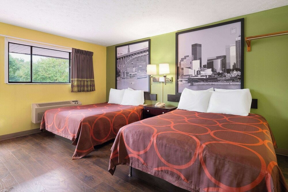 Фото Super 8 by Wyndham Youngstown/Girard