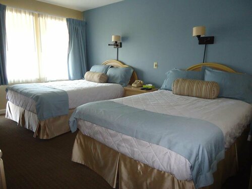 Гостиница The Shore Club в Белмаре