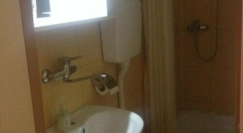 Гостиница Hostel Mimi в Лесковаце