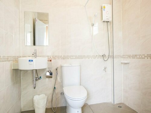 Гостиница J-House Phetchaburi в Пхетчабури