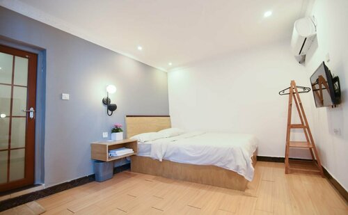 Гостиница Guilin Cyan Box Hostel в Гуйлине