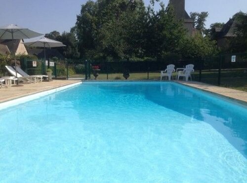 Гостиница Golf De La Freslonniere в Ренне