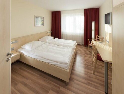 Гостиница Hotel Autohof Salzbergen в Райне