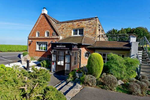 Гостиница Hotel Le Manoir в Дуэ