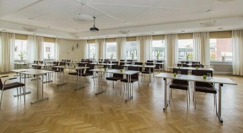 Гостиница Hotel Bishops Arms Strangnas в Стренгнесе