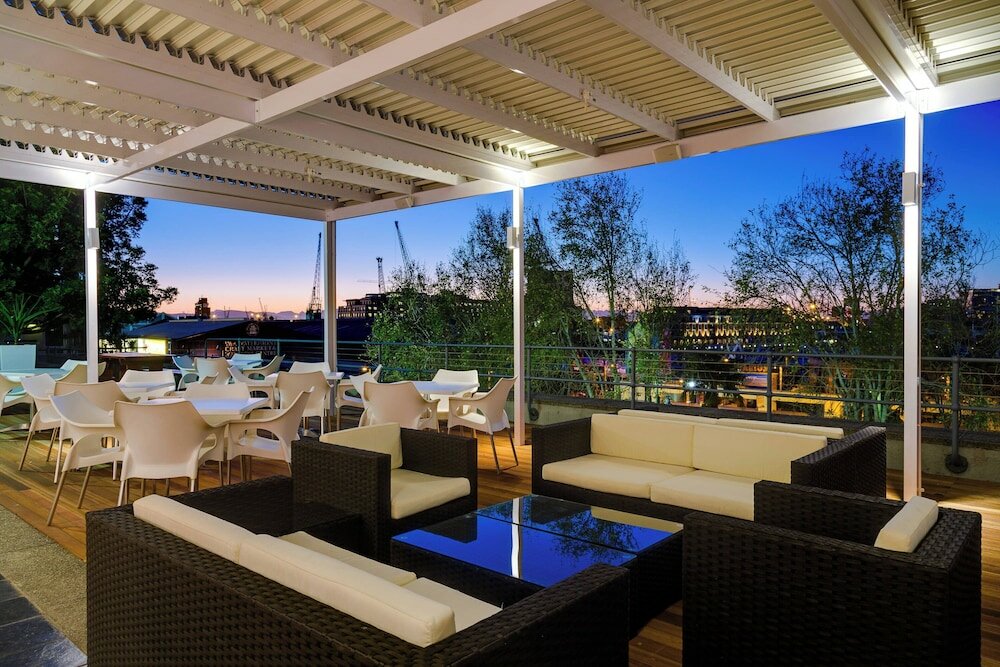 Фото Protea Hotel Cape Town Waterfront Breakwater Lodge