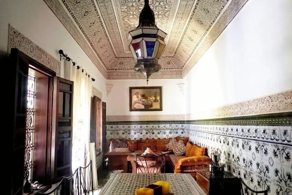 Фото Riad Mehdia