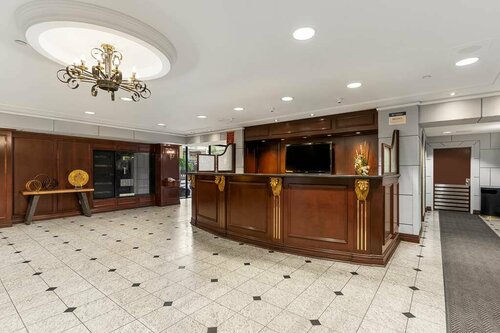 Гостиница Best Western Ville Marie Montreal Hotel & Suites в Монреале