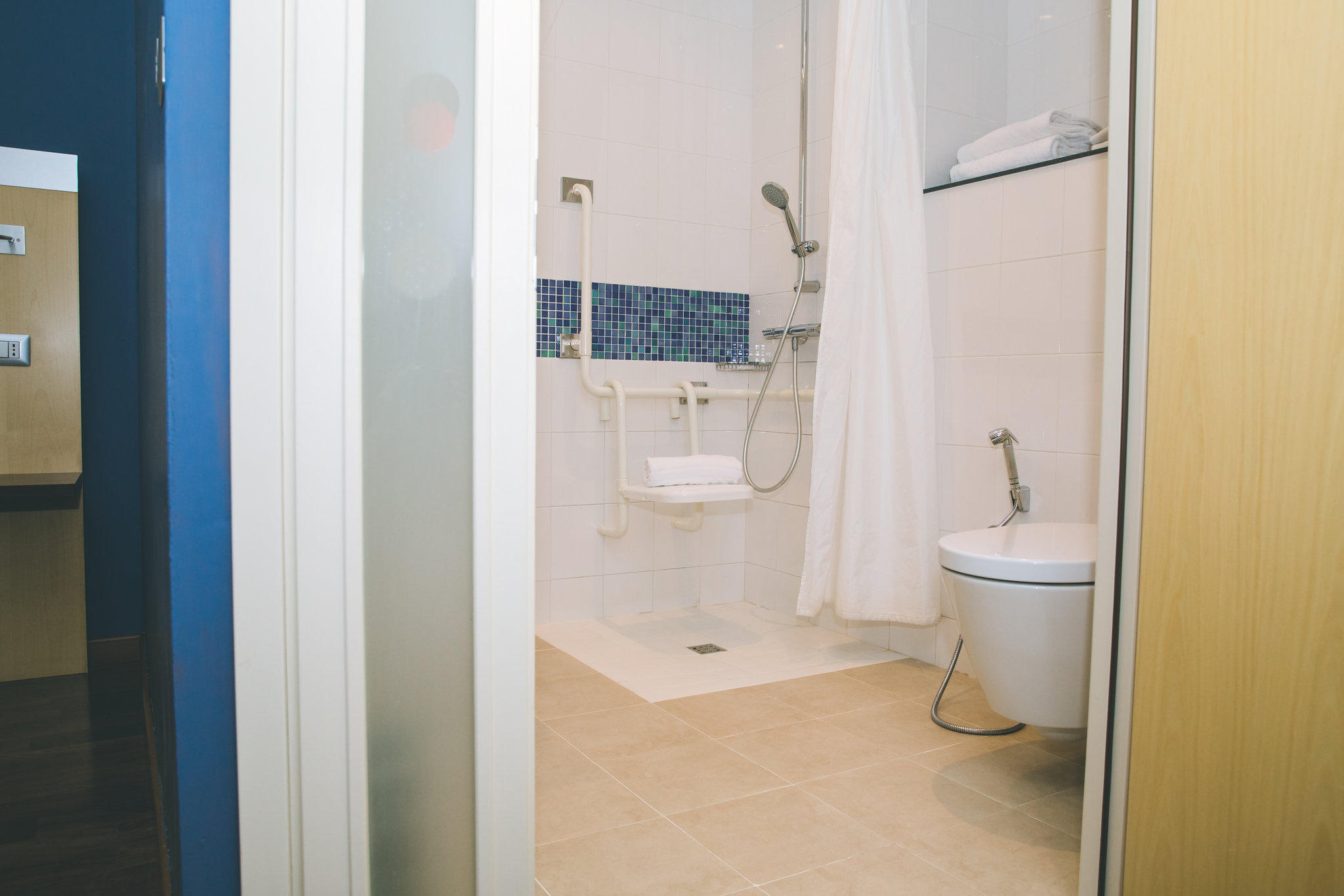 Фото Holiday Inn Express Milan - Malpensa Airport, an Ihg Hotel