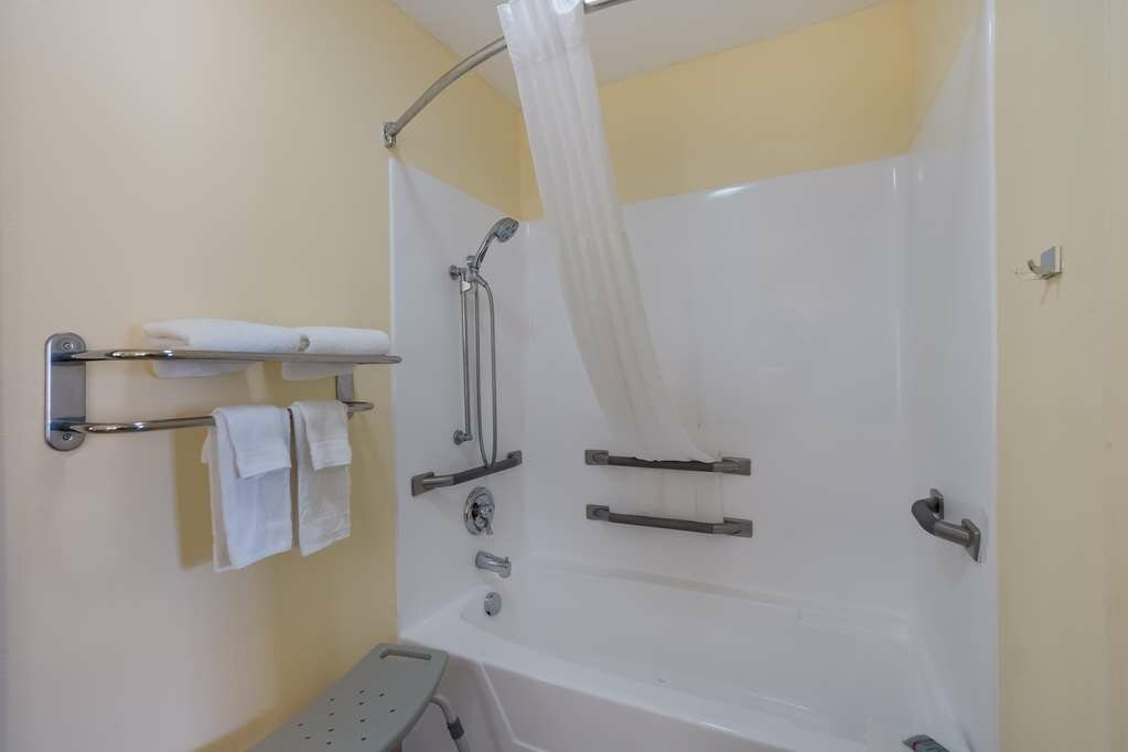 Фото SureStay Hotel by Best Western Manning