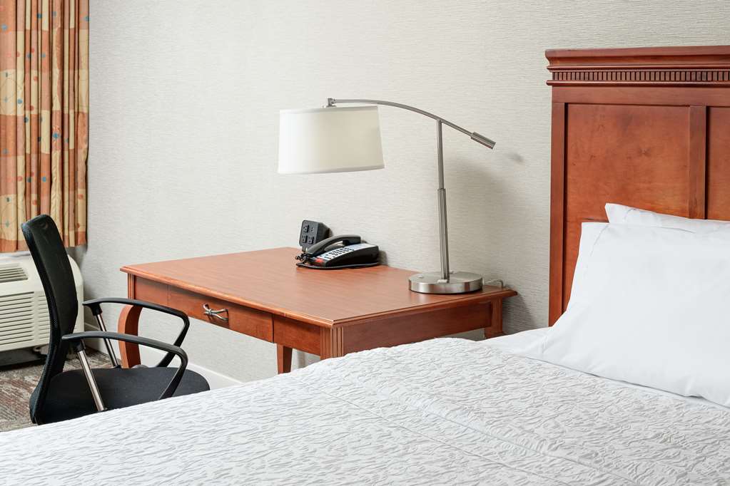 Фото Hampton Inn Oak Ridge Knoxville
