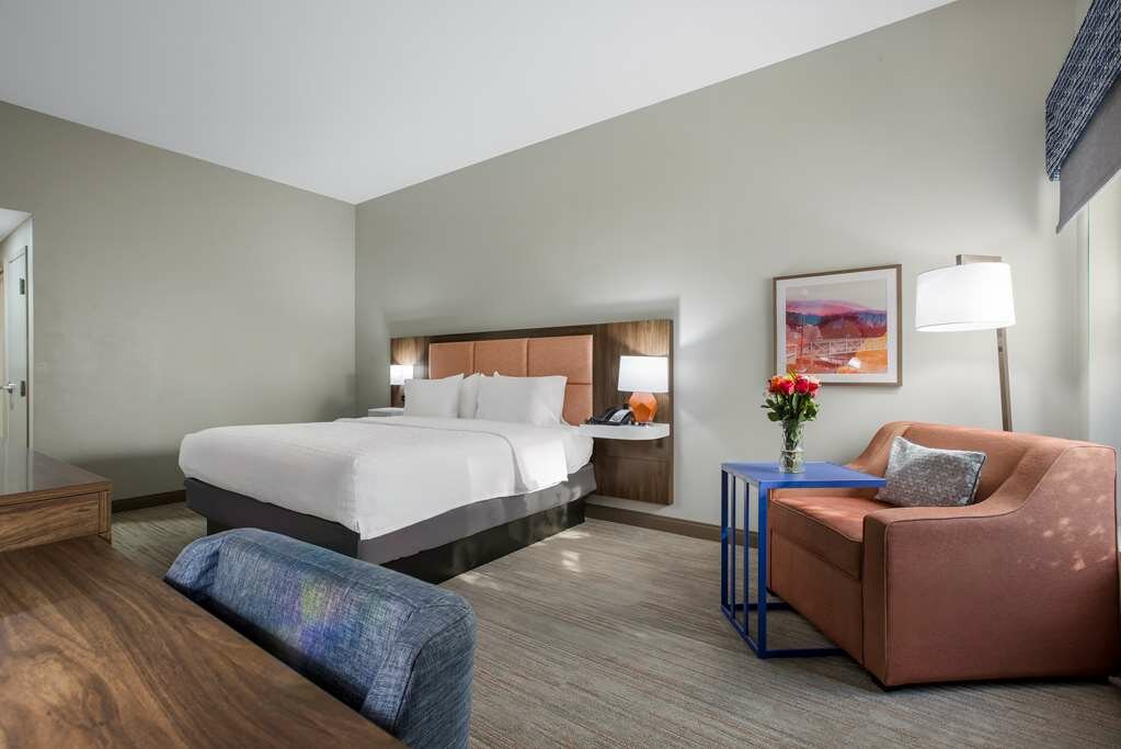 Фото Hampton Inn Linden