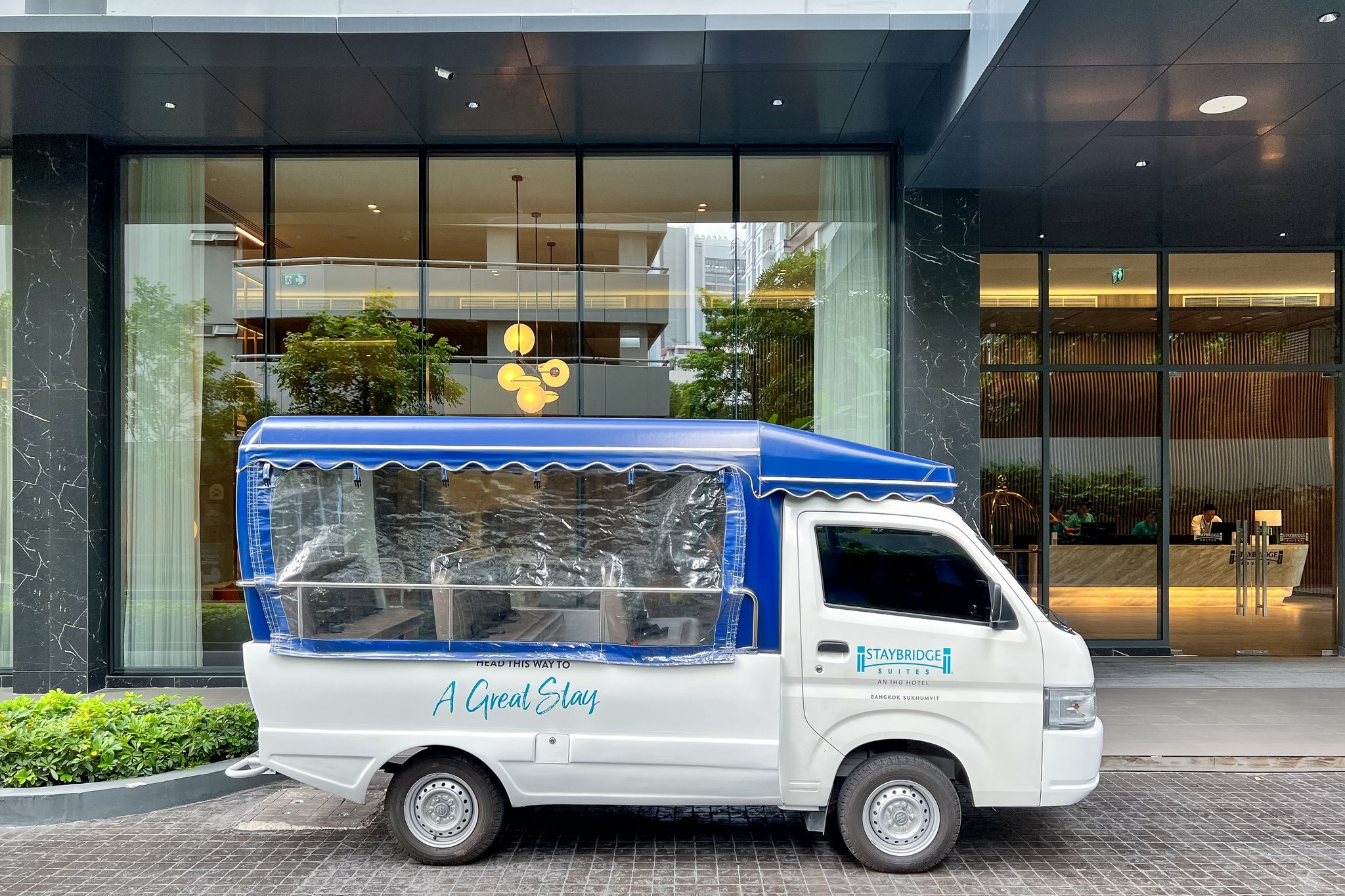 Фото Staybridge Suites Bangkok Sukhumvit