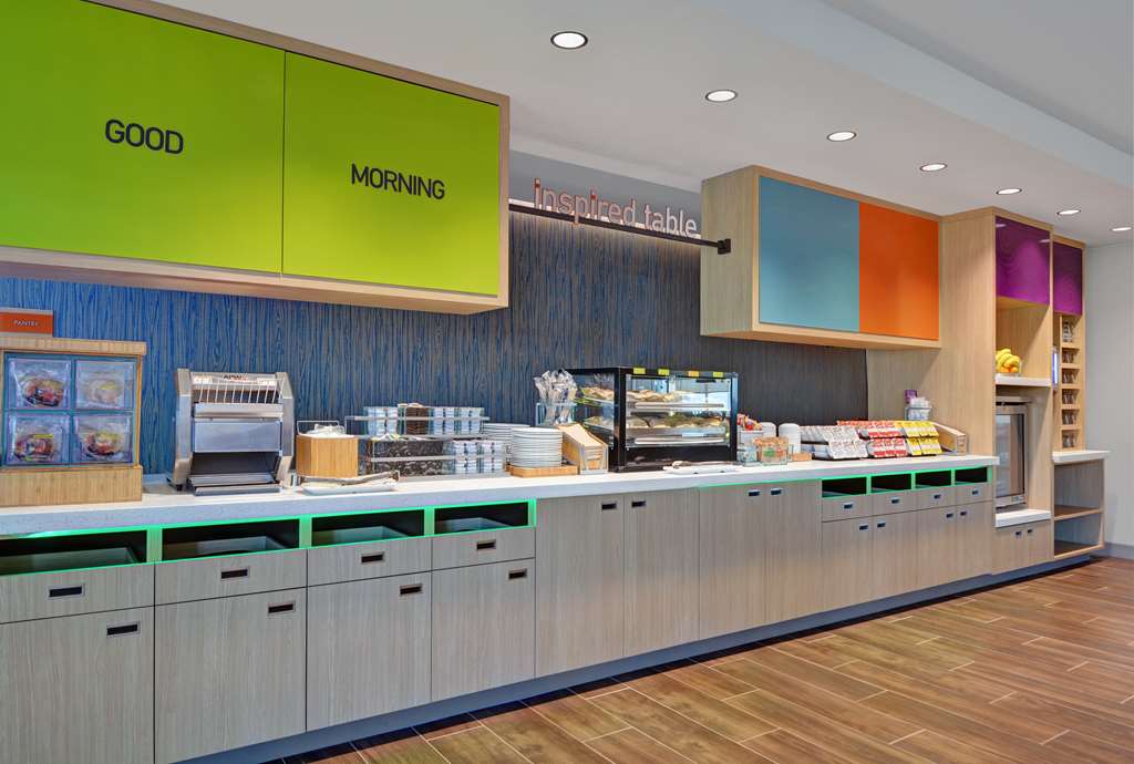 Фото Home2 Suites by Hilton Largo