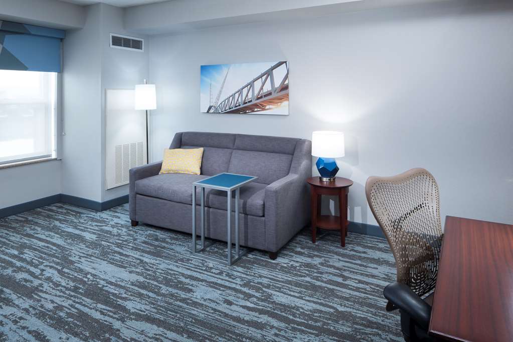 Фото Hampton Inn & Suites Oklahoma City-Bricktown