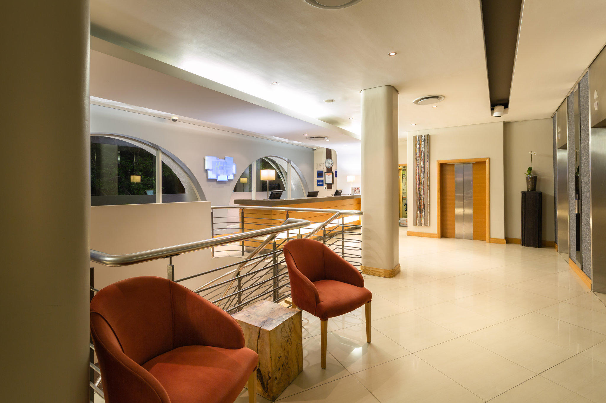 Фото Holiday Inn Express Cape Town City Centre