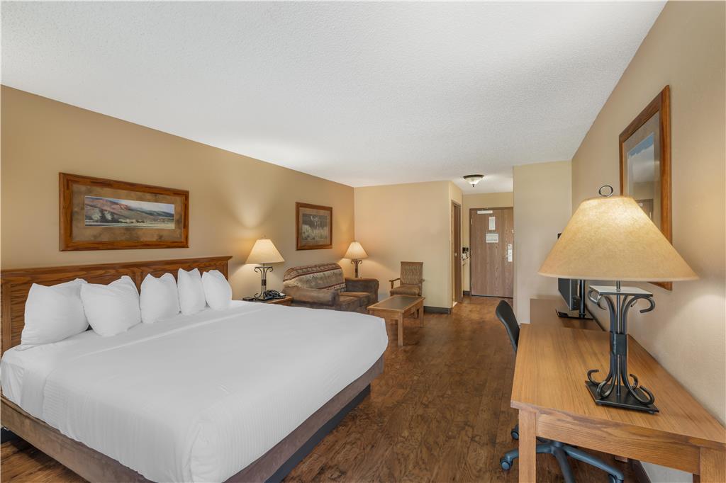 Фото Best Western Plus Kelly Inn & Suites