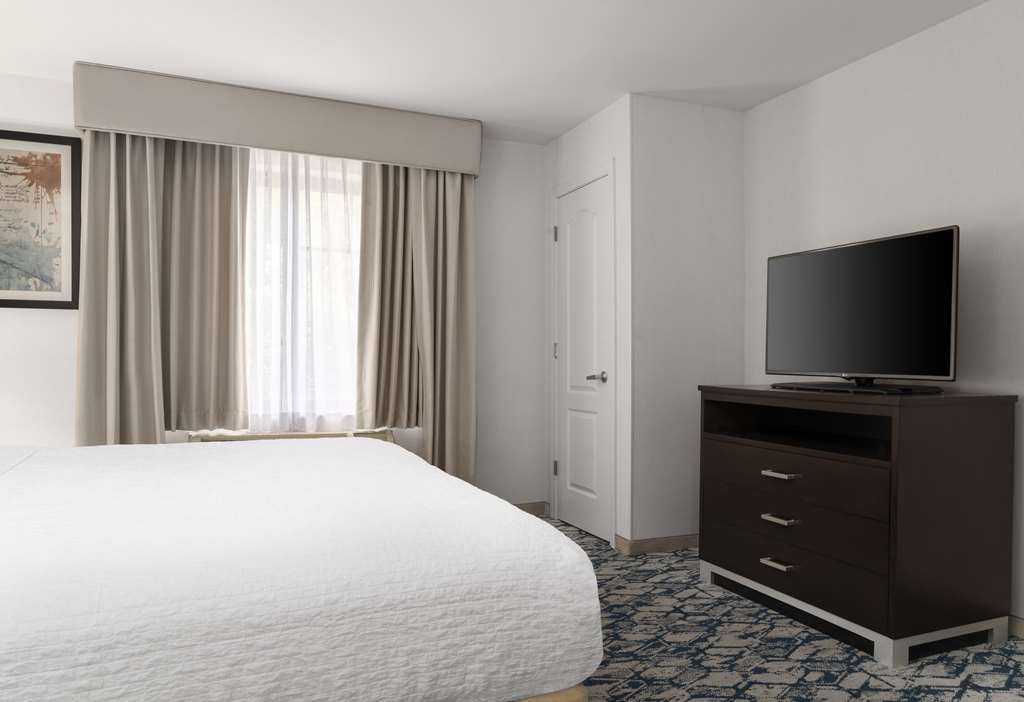 Фото Homewood Suites by Hilton Cambridge-Arlington