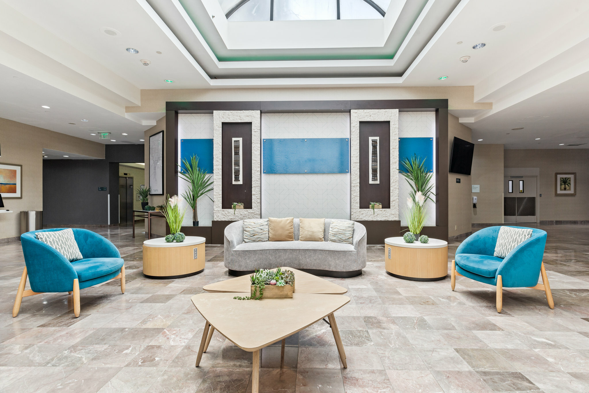 Фото Holiday Inn Tampa Westshore - Airport Area, an Ihg Hotel