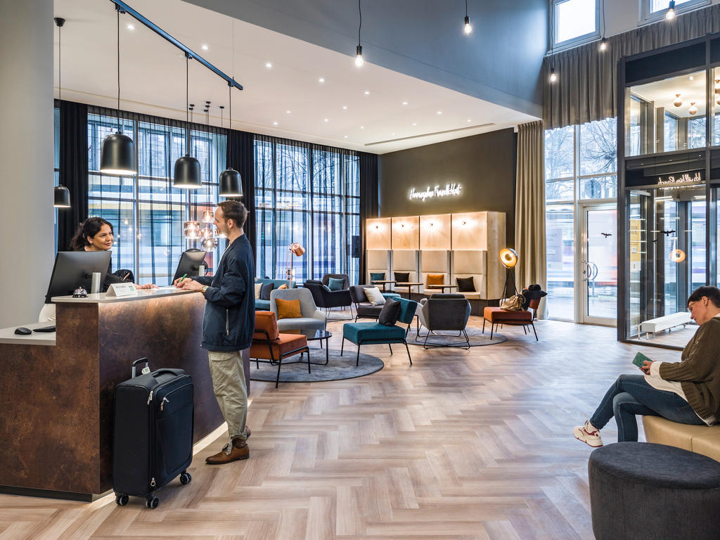 Фото отеля 2