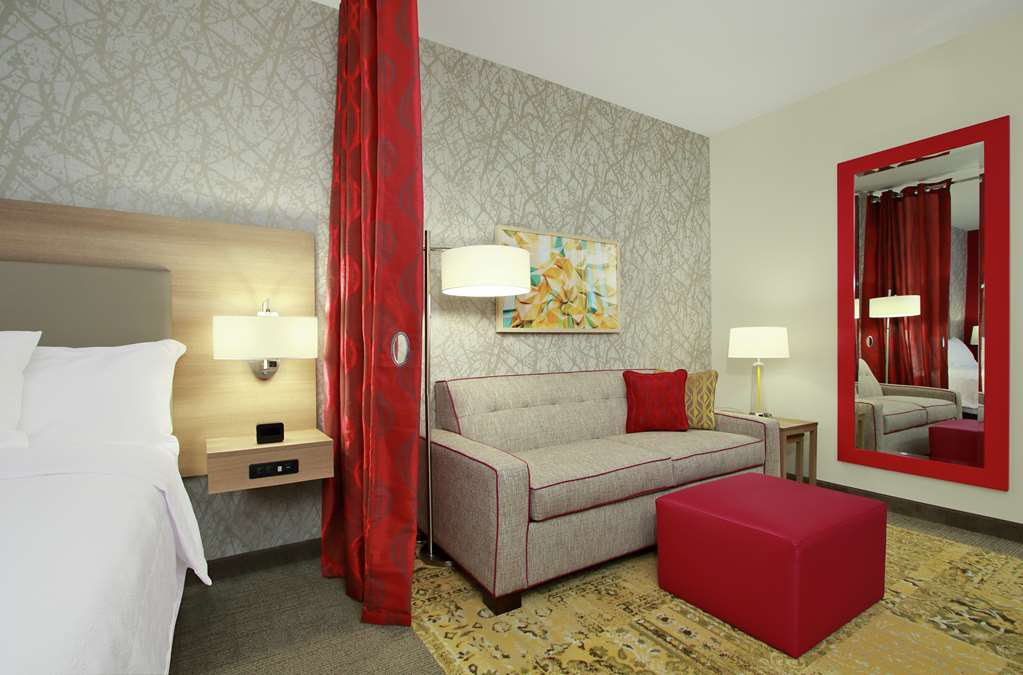 Фото Home2 Suites by Hilton Mobile I-65 Government Boulevard