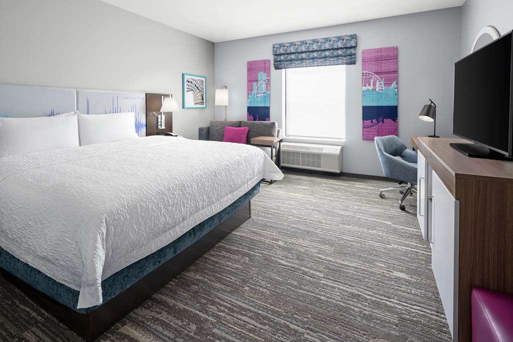 Фото Hampton Inn & Suites Bridgeview Chicago