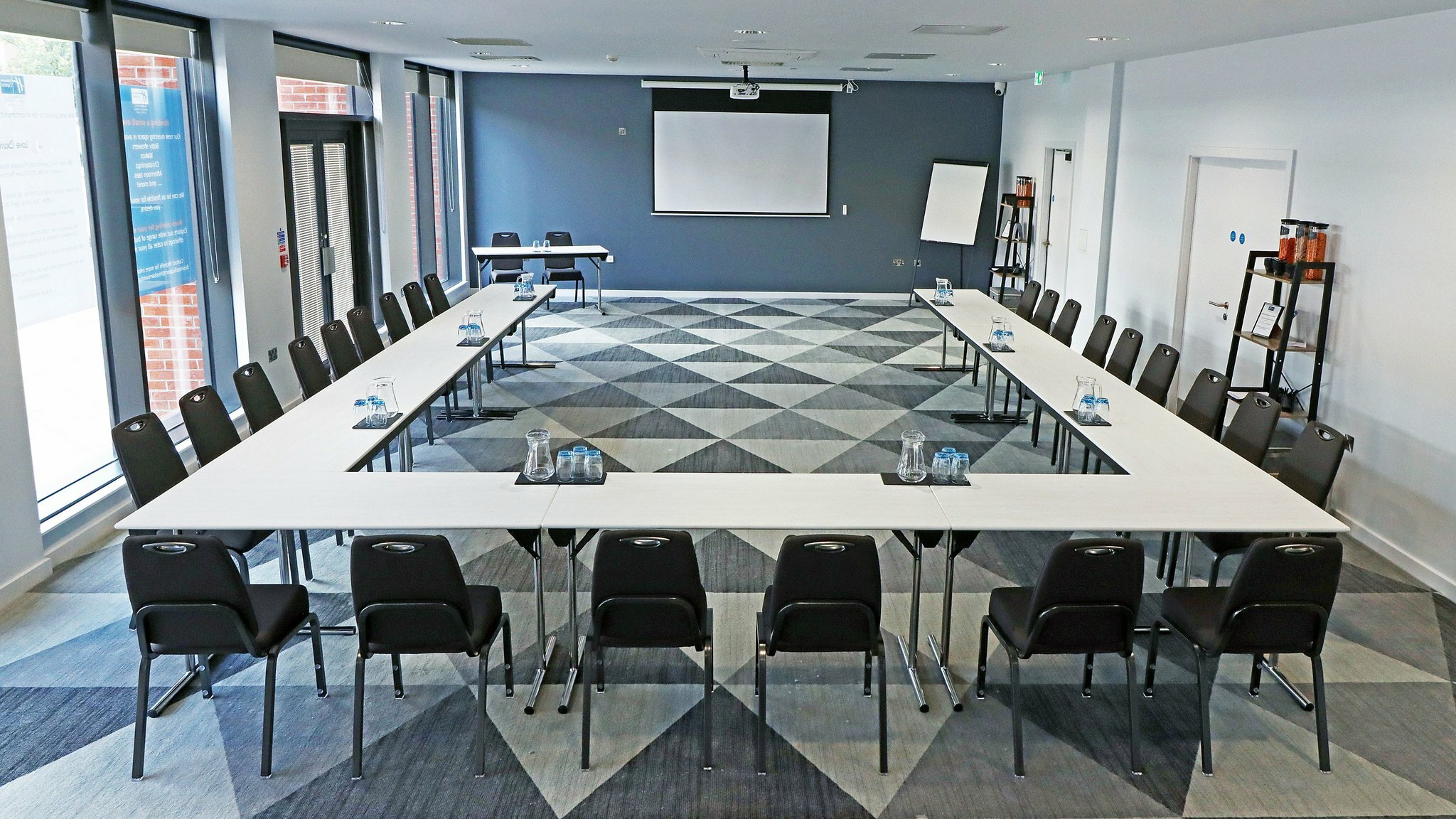 Фото Holiday Inn Express Barrow-in-Furness, an Ihg Hotel