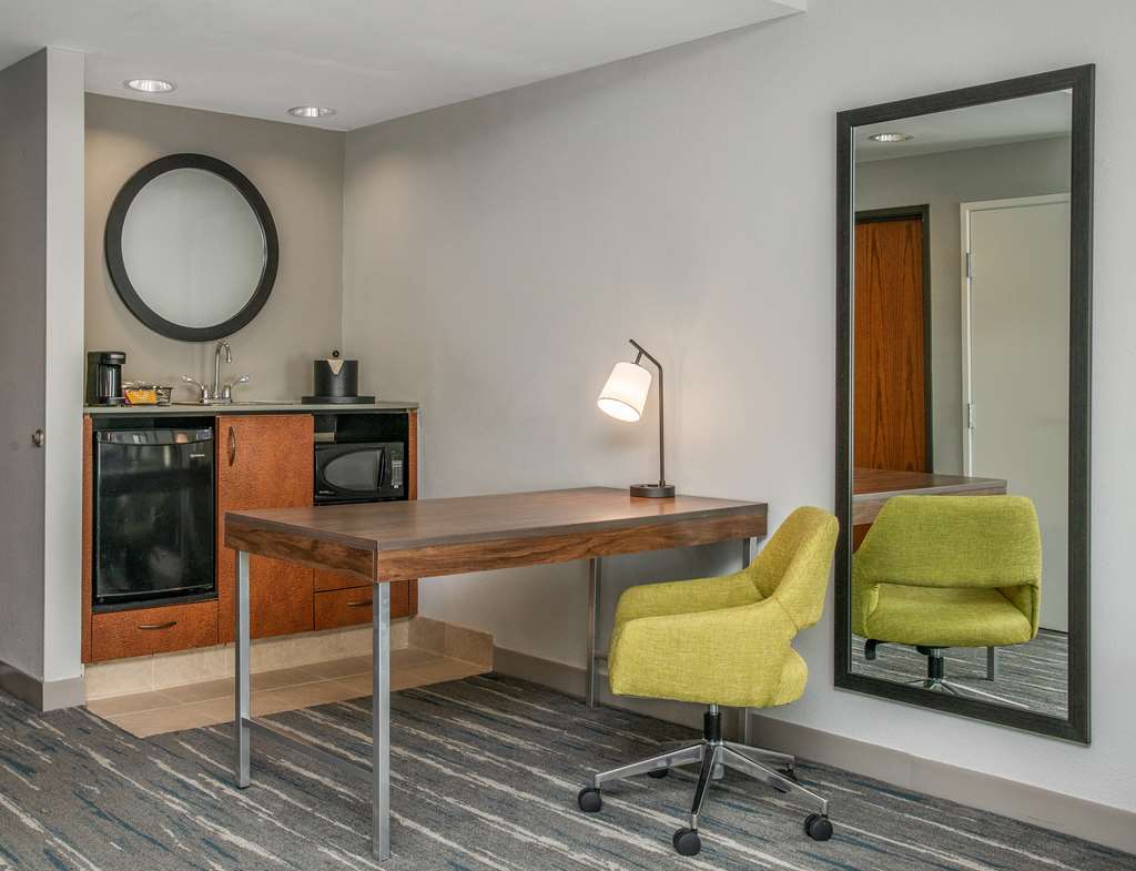 Фото Hampton Inn & Suites-Dallas Allen