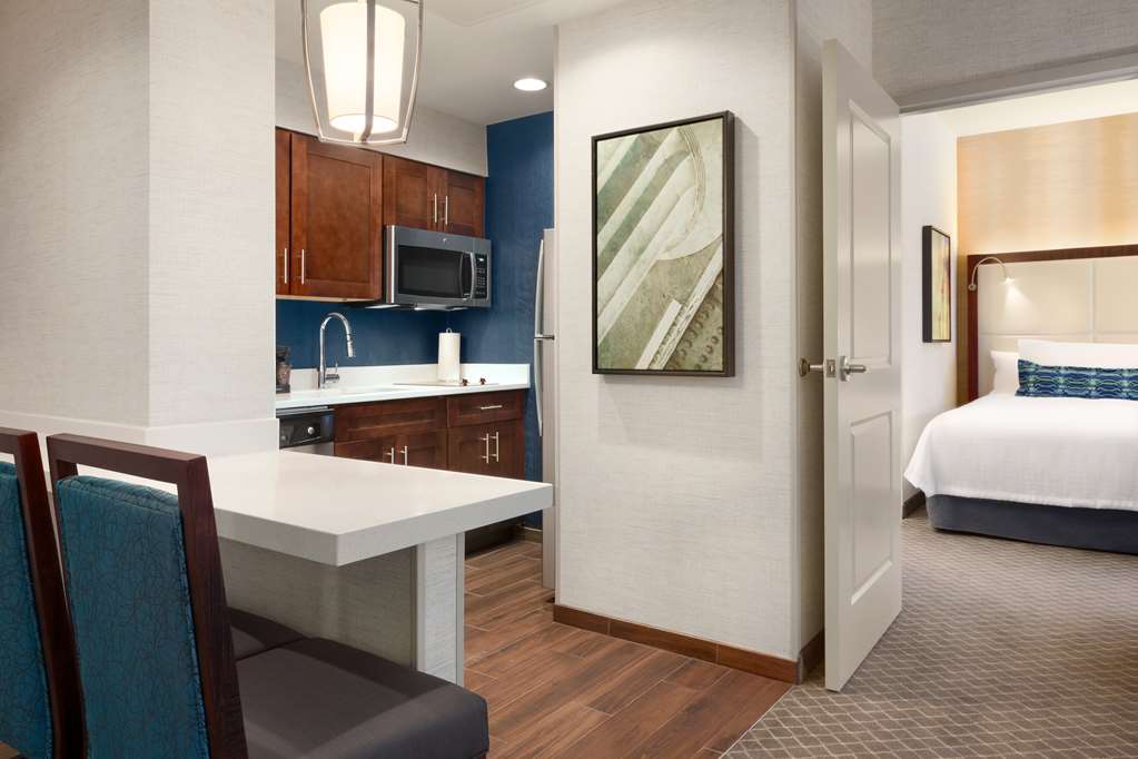 Фото Homewood Suites by Hilton Arlington Rosslyn Key Bridge