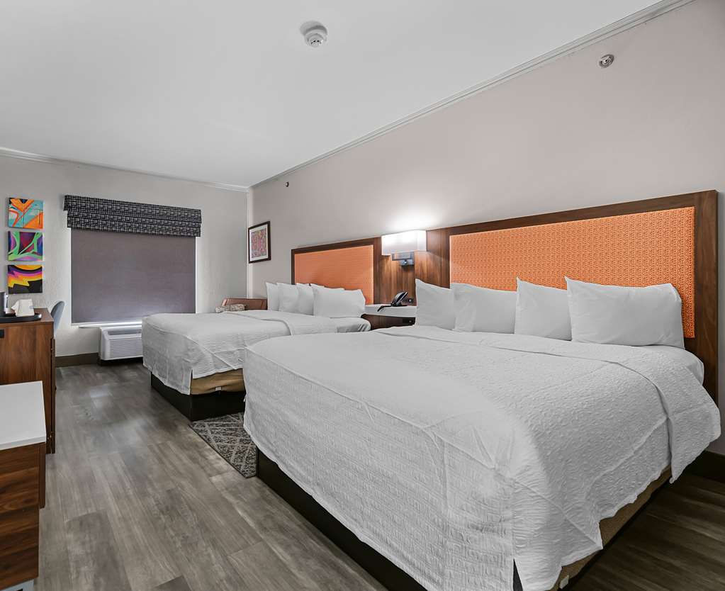 Фото Hampton Inn Seguin