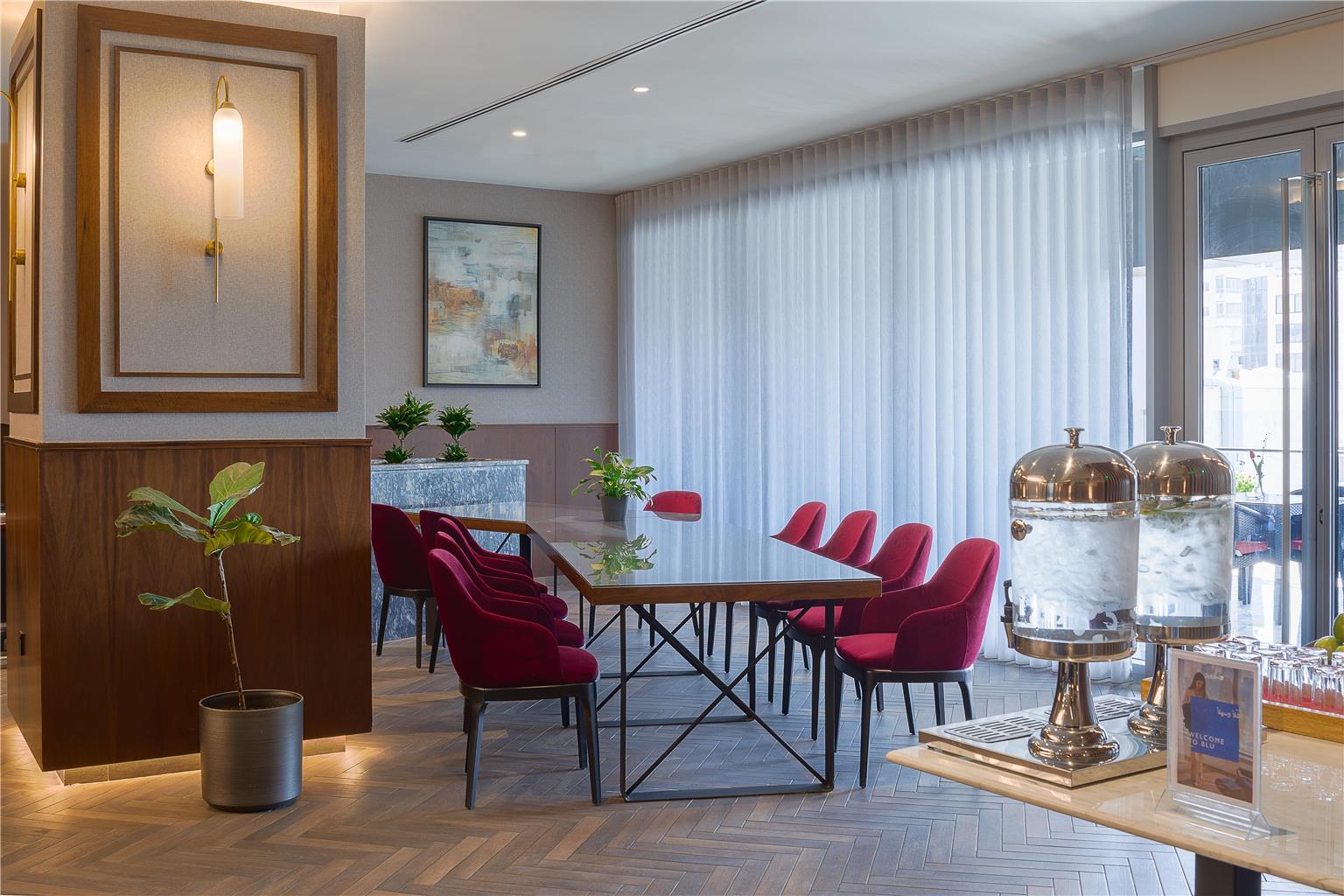 Фото Radisson Blu Hotel, Amman Galleria Mall