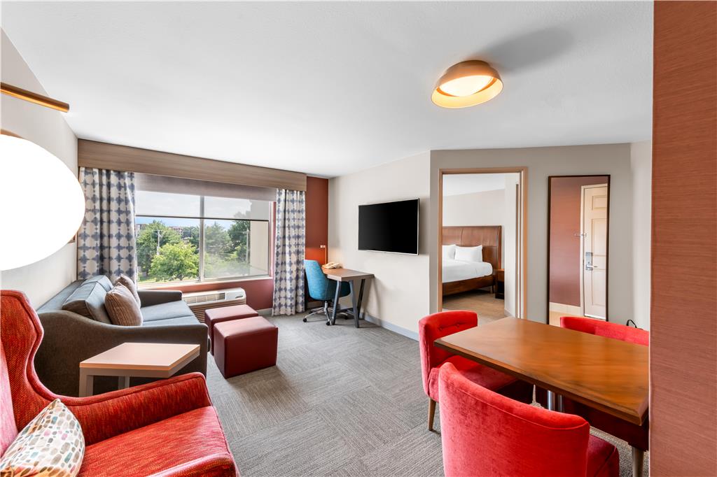 Фото Hilton Garden Inn Overland Park