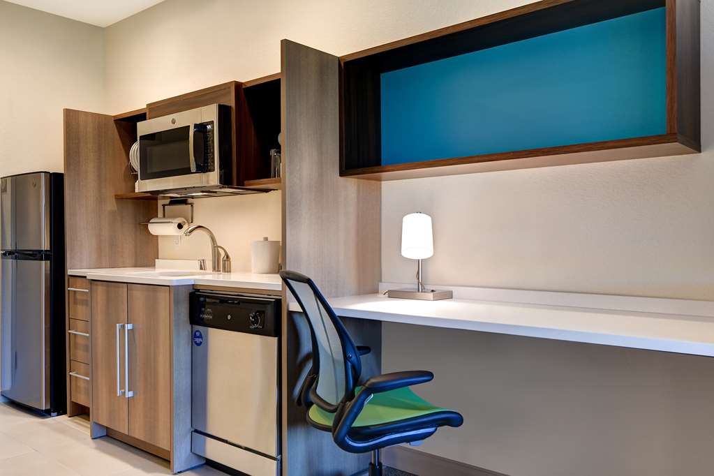 Фото Home2 Suites by Hilton North Plano Hwy 75