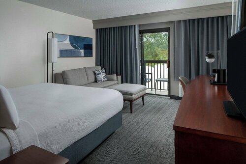 Гостиница Courtyard New Orleans Covington/Mandeville в Ковингтоне