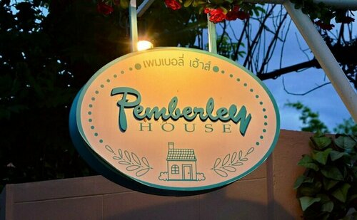 Pemberley House