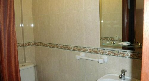 Гостиница Hostal O Patron в Сантьяго-де-Компостела