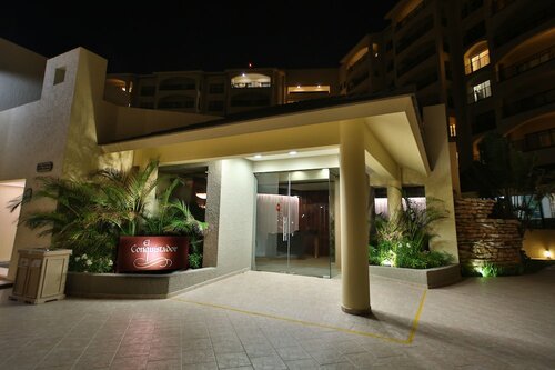 Гостиница The Royal Islander – An All Suites Resort в Канкуне