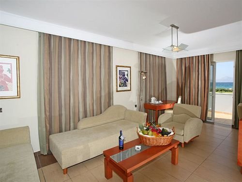 Фото Atlantica Marmari Palace